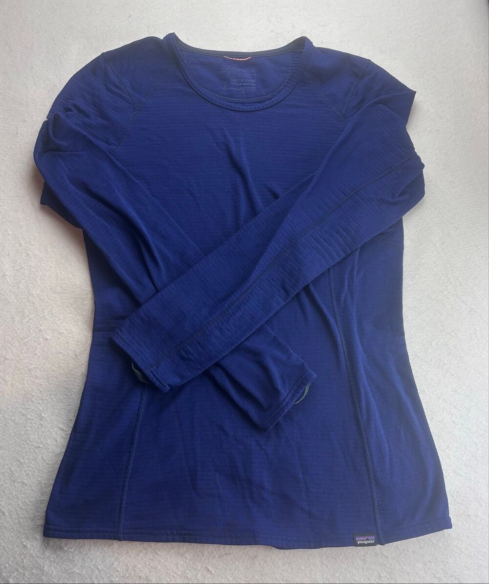 Patagonia Blue Capilene Base Layer Long Sleeve Size XS